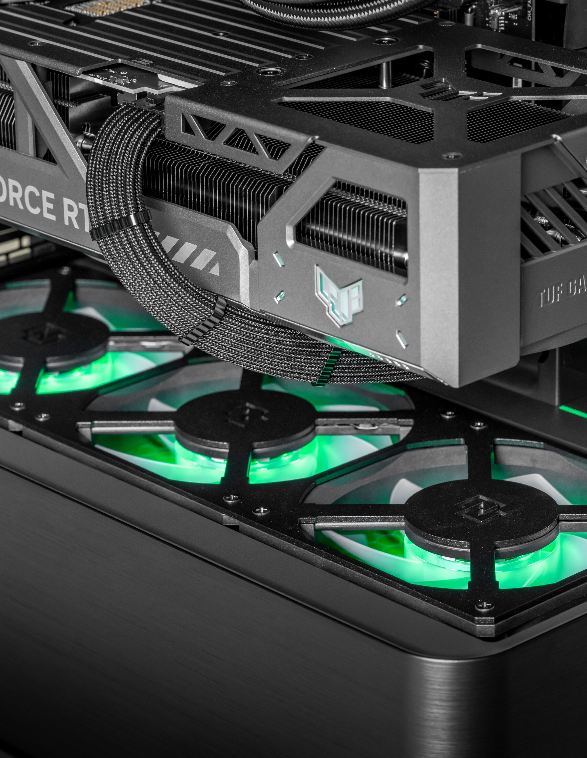 Framer Custom Cables FENN Systems Game PC