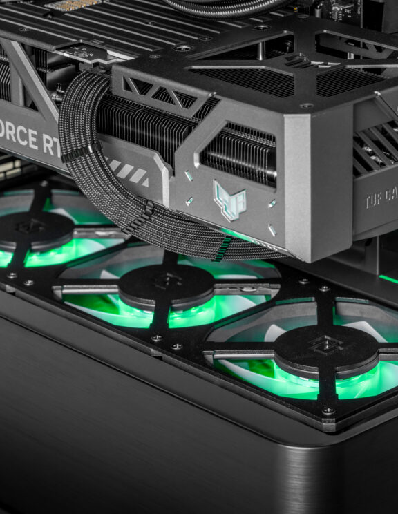 Framer Custom Cables FENN Systems Game PC