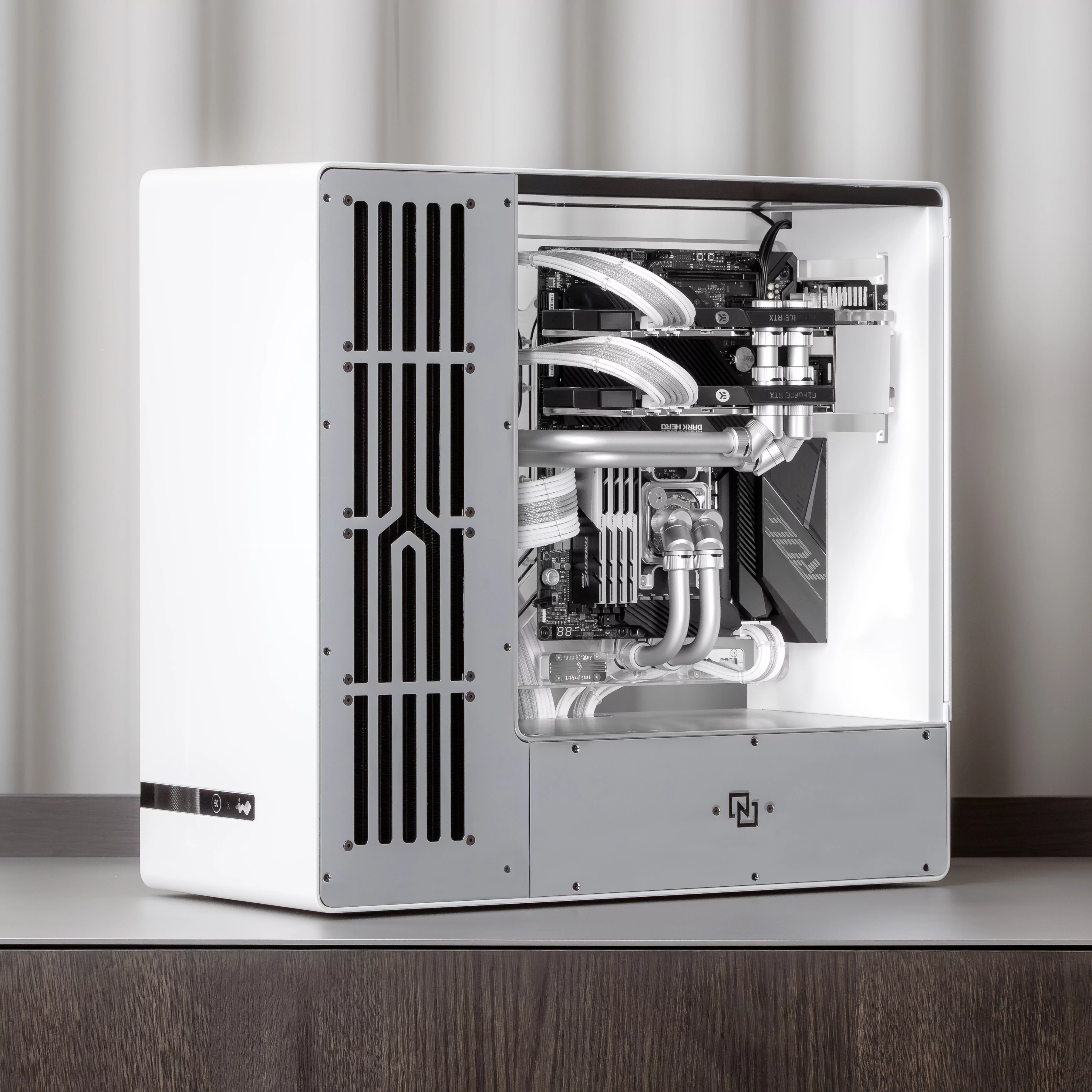 Custom Game PC With Liquid Cooled Components By FENN Systems