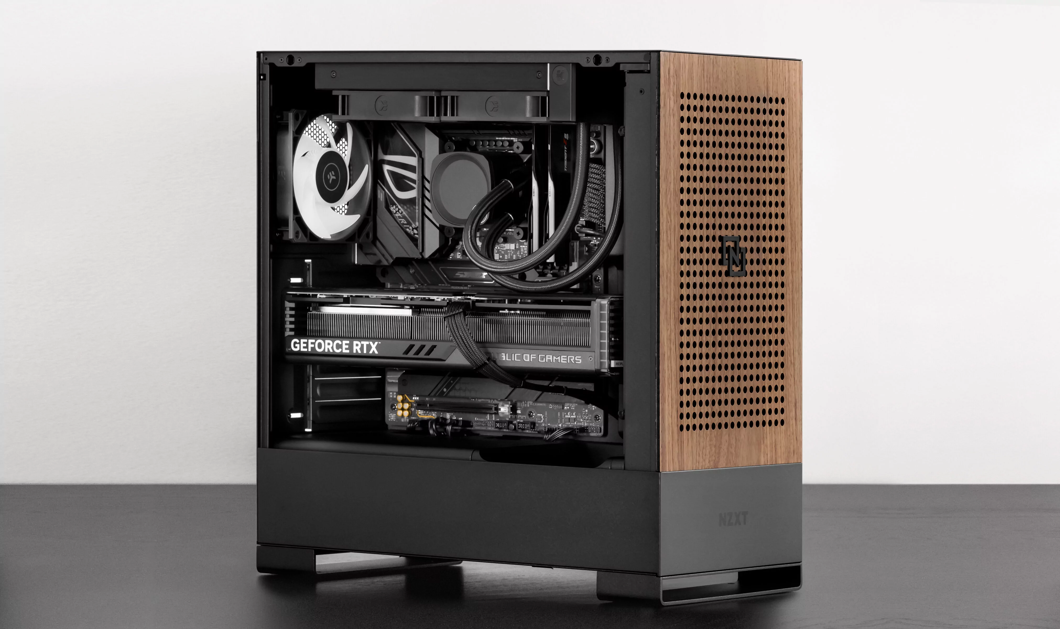 High-End Custom Game PC With Walnut Front Panel FENN Systems Njord