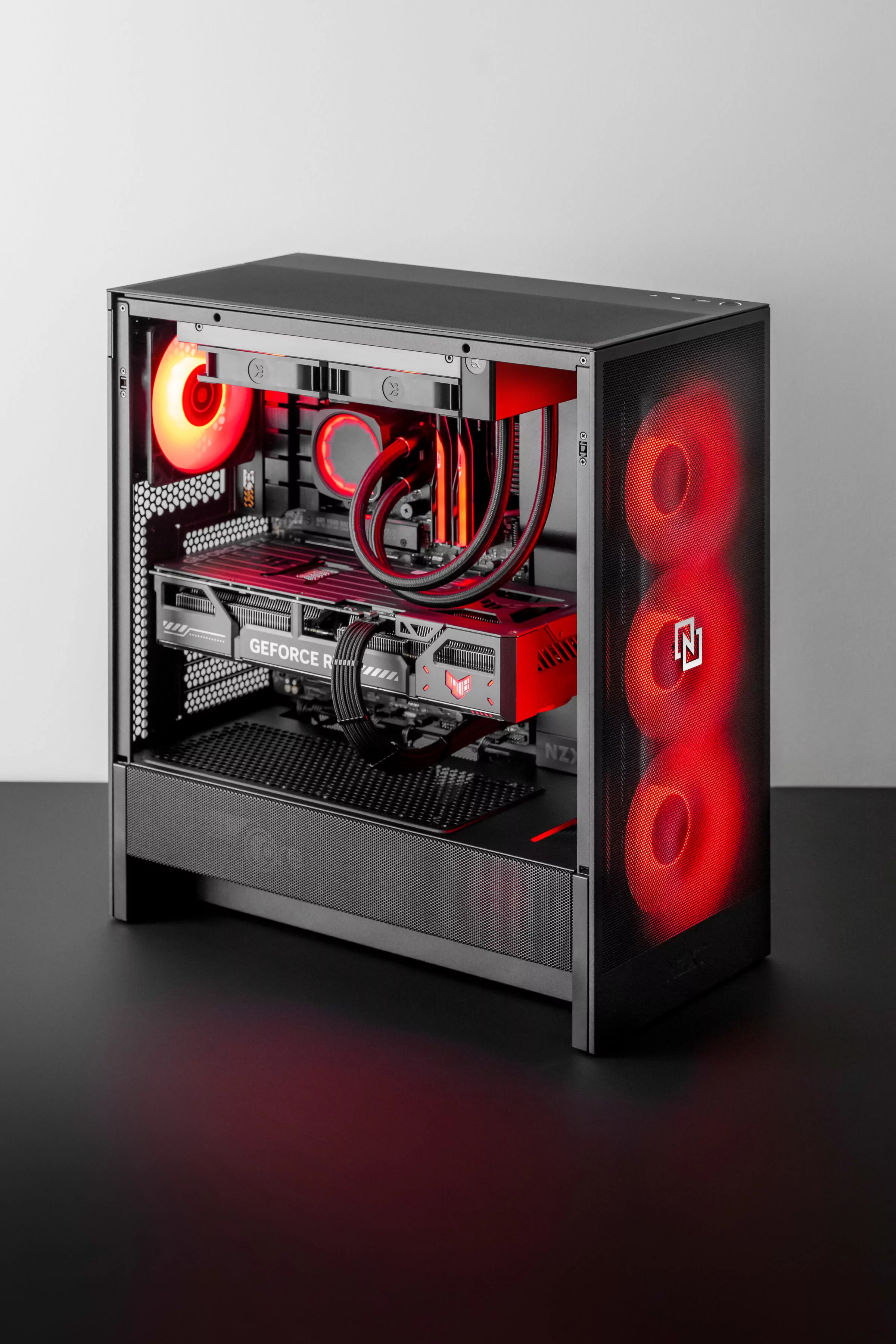 High-End Element Gaming PC FENN Systems