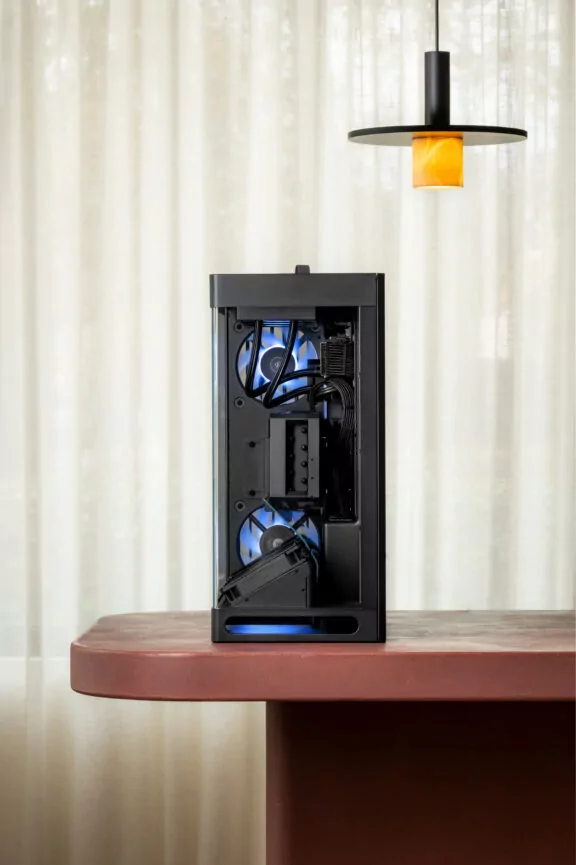 EMBR_Product_Shot_FENN_Systems_High-End_Game_PC_Front